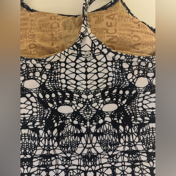 Lululemon Power Y Tank White Black Glacier Lace Racerback Built in Bra Sz 4 - Picture 6 of 11